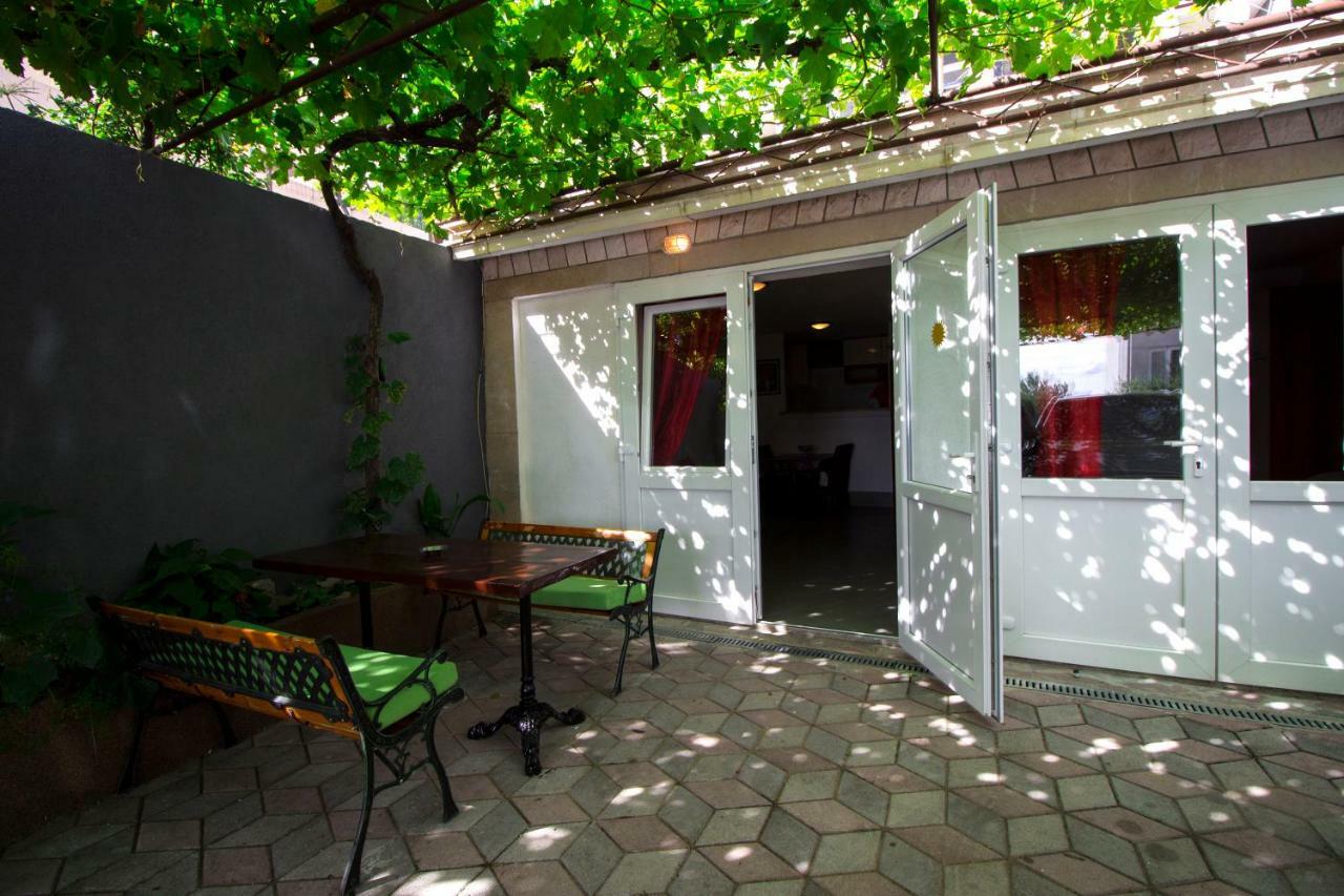 Mrkonjic Branko & Marija Apartmani Omis Exterior photo