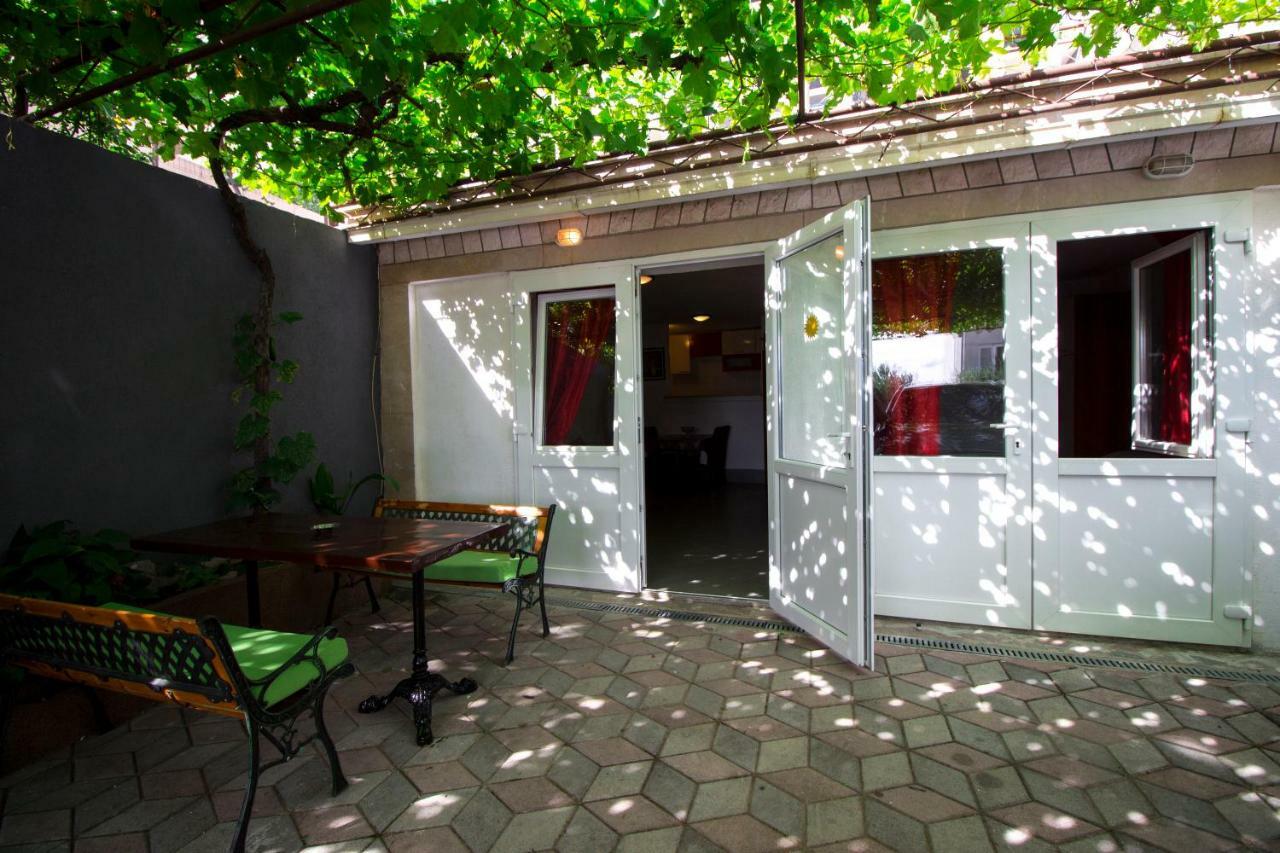 Mrkonjic Branko & Marija Apartmani Omis Exterior photo