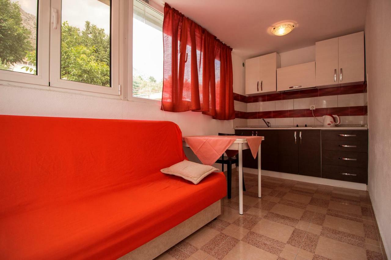 Mrkonjic Branko & Marija Apartmani Omis Exterior photo