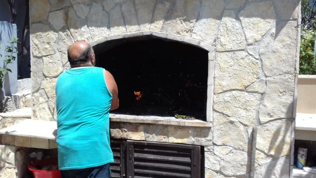 Mrkonjic Branko & Marija Apartmani Omis Exterior photo