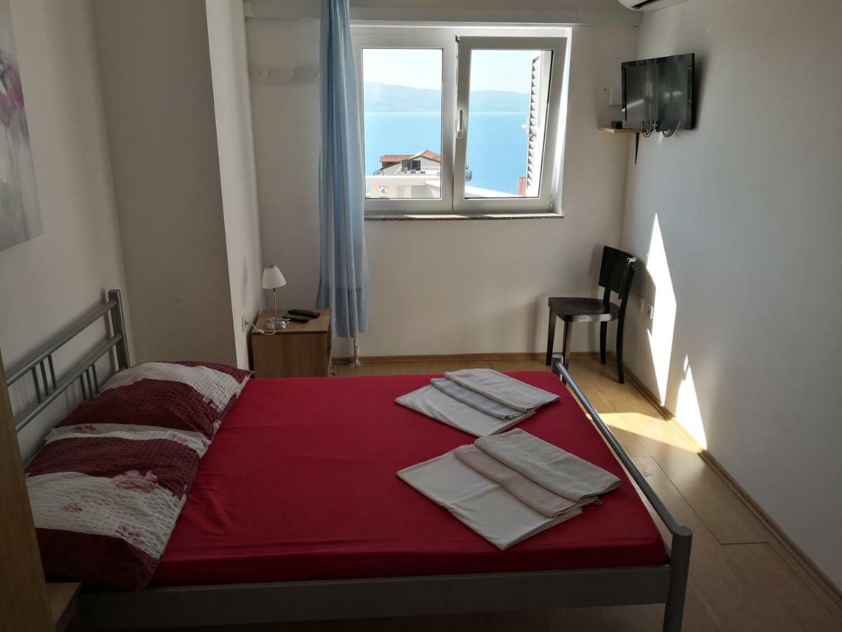 Mrkonjic Branko & Marija Apartmani Omis Exterior photo