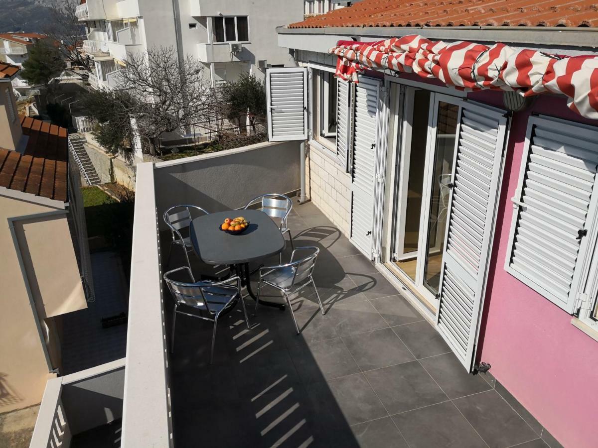 Mrkonjic Branko & Marija Apartmani Omis Exterior photo